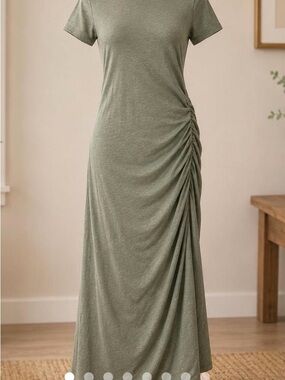 Treasure & Bond Olive Ruched Midi Dress